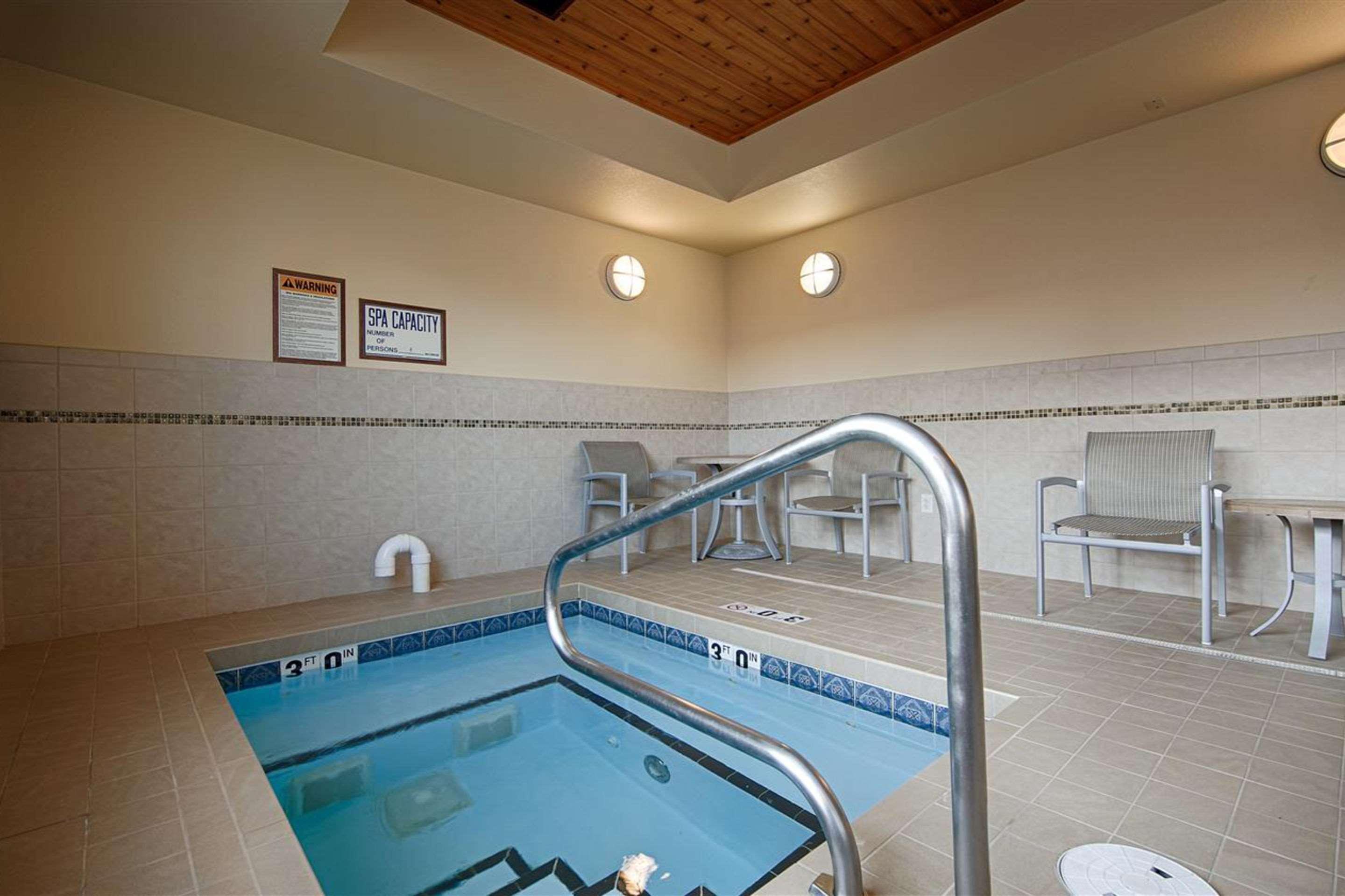 Heritage Hotel And Suites Dickinson Fasilitas foto